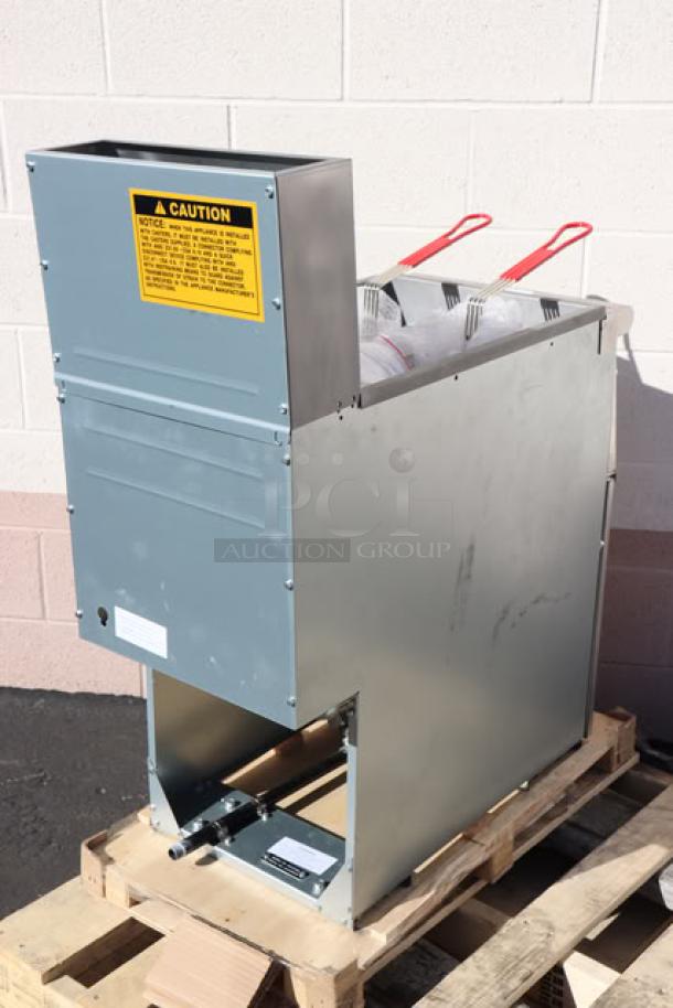 Brand new MainStreet Equipment stainless steel floor fryer, 90,000 BTU, 40 lb. capacity, model 541FF40L, serial 2411039035.