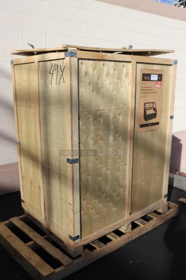 Brand new Avantco CAC-48 air curtain merchandiser, 47 3/16" black, working order, glass damaged, packed in crate.