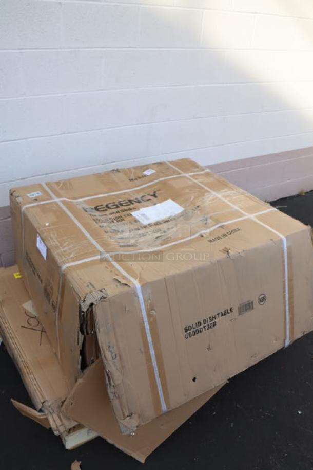 Regency SDT-36R 16 Gauge Soiled Dish Table, right drainboard; packaging damaged, item new.