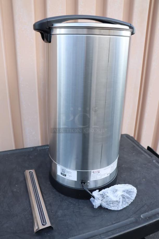 Brand new Avantco WB29L Water Boiler, 7.6 gal, 196 cups, 120V, 1500W, stainless steel, minor scratches. Tags visible.