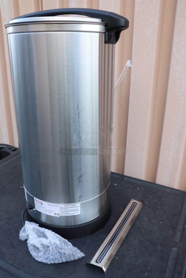 Brand new Avantco WB29L 7.6 gallon water boiler, scratch-n-dent, 120V, 1500W, stainless steel exterior, visible power cord.