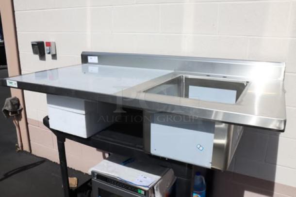 Regency 600STCB3060R 30" x 60" stainless steel work table with right sink, brand new. Out of packaging.