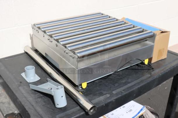 Brand new Optima OP-915-RT-1818-400 bench scale, 18"x18" roller top, 400 lb. capacity, broken and bent, packaging damaged.