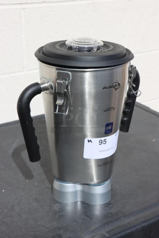 AvaMix BX1GRG2J 3 3/4 hp stainless steel food blender, 1 gallon capacity, dual handles, NSF certified. Includes a visible auction tag marked "95".