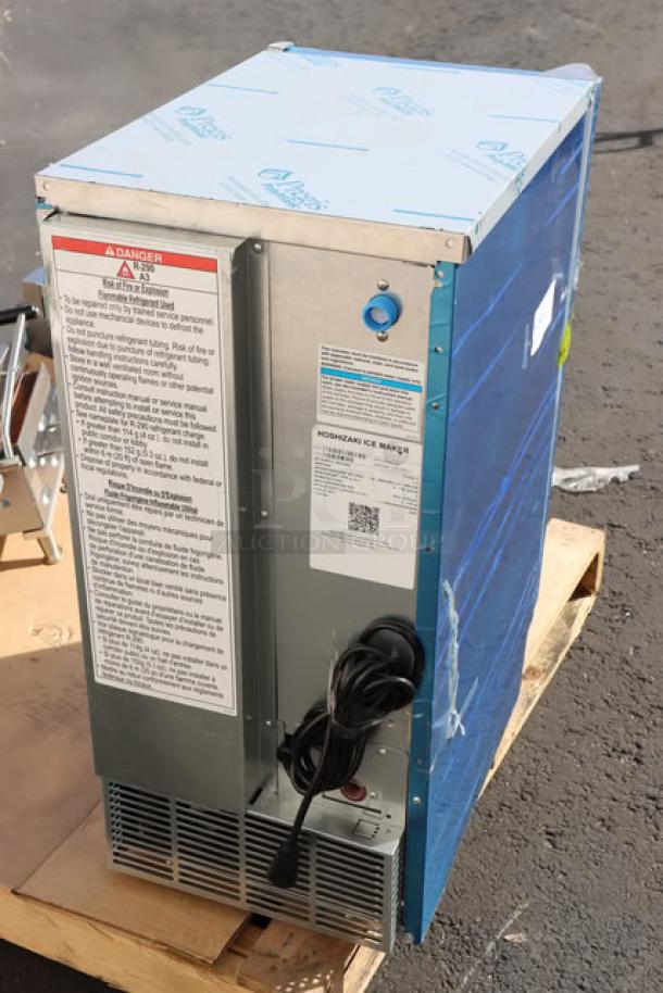 BRAND NEW 2025 Hoshizaki AM-50BAK-AD ice machine, ADA compliant, 54 lb. capacity, with 27 lb. bin. Scratch-n-dent condition.