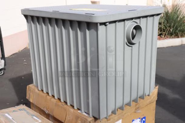 BRAND NEW Endura 3950A04 100 lb. 50 GPM grease trap with 4" hub, gray, out of original packaging, pristine condition.