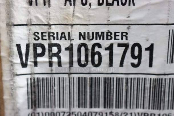 BRAND NEW! Bunn 33200.0010 VPR-APS Pourover Airpot Coffee Brewer in damaged original packaging, S/N: VPR1061791.