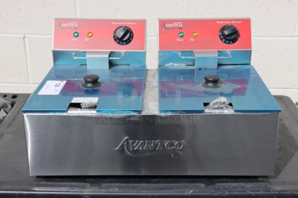 Avantco F102 20 lb. Dual Tank Electric Countertop Fryer, 120V, 3500W. New, out of packaging. S/N: CK-240545R-178.