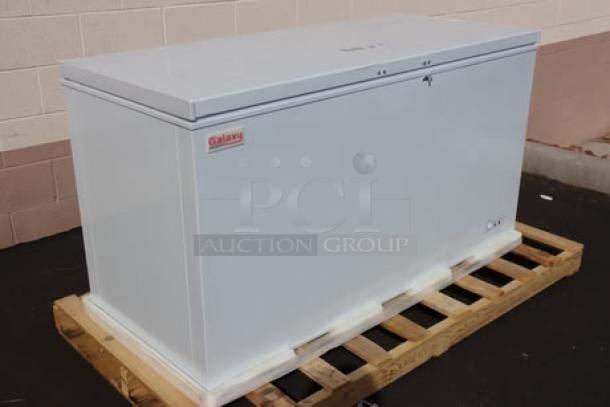 Brand new Galaxy CF16HC commercial chest freezer, 15.9 cu. ft., 115V, minor vent dent, S/N: T2271125XBD550259017.