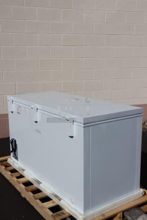 Brand new Galaxy CF16HC commercial chest freezer, 15.9 cu. ft., slight dent on right vent. Serial: T2271125XBD550259017.