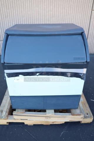 Scotsman CU3030MA-1 ice machine, 30" undercounter, air-cooled, 313 lbs capacity, minor scratches, with 6" legs and ice scoop.