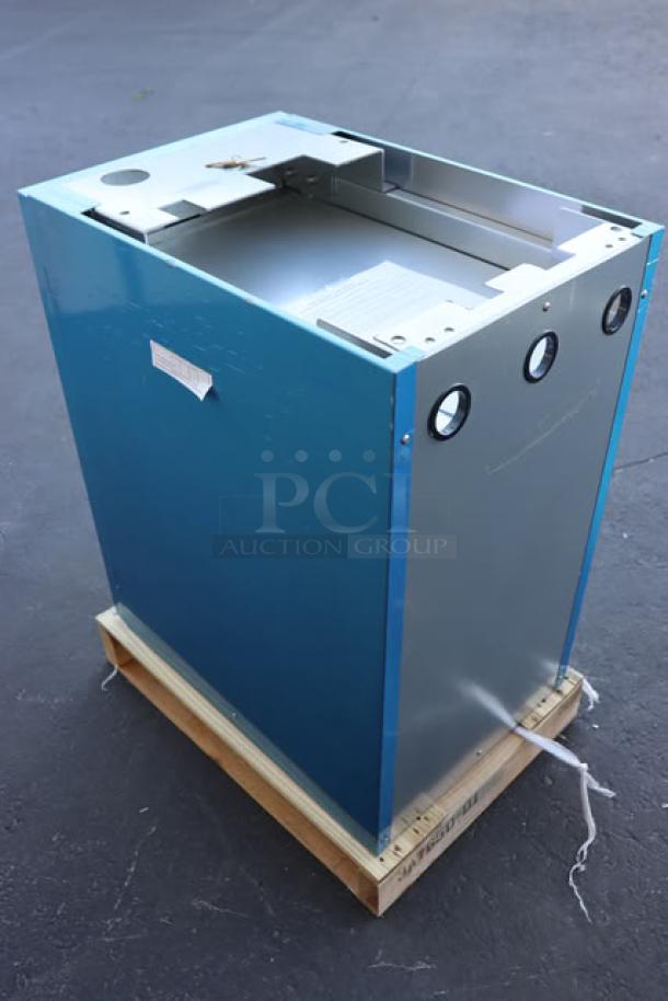 Hoshizaki SD-271 ice machine stand, 2025 model, with lockable door, minor scratches and dents, serial Q54115E.