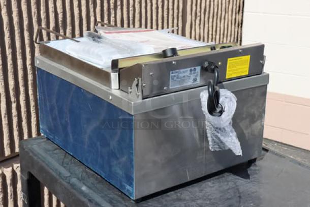 Carnival King DFC44001 25 lb. funnel cake/donut fryer, 240V, 4400W, new without packaging, serial number visible.