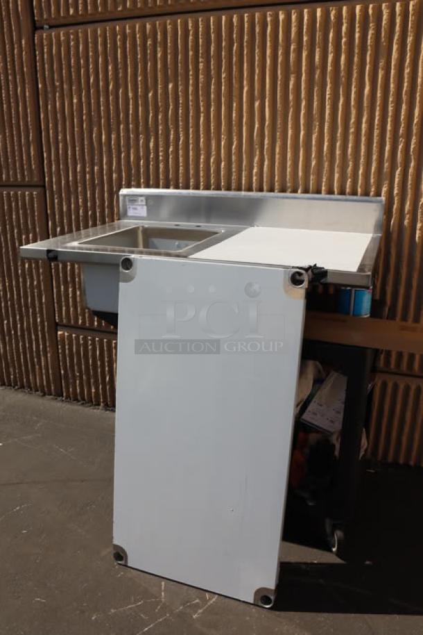 Steelton 522TS3048L stainless steel work table with left sink, 30"x48", 18 gauge, minor scratches, no legs included.