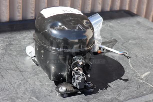 Brand new Avantco 17817638 compressor for APT-48, APT-60 series, out of original packaging, serial D51007NS2910126.