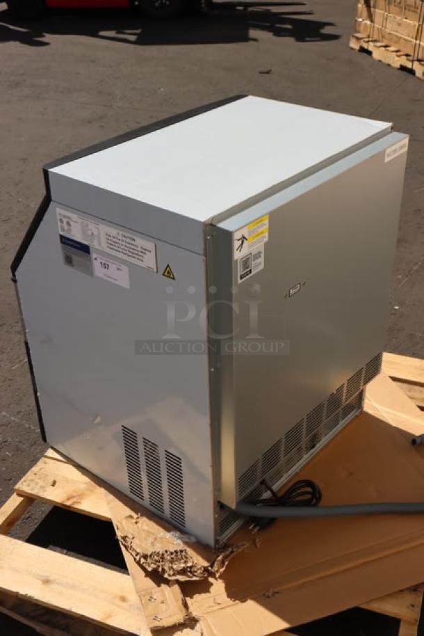 Avantco UC-F-280-A 26" undercounter ice machine on pallet, air-cooled, full cube, new condition, labels visible.