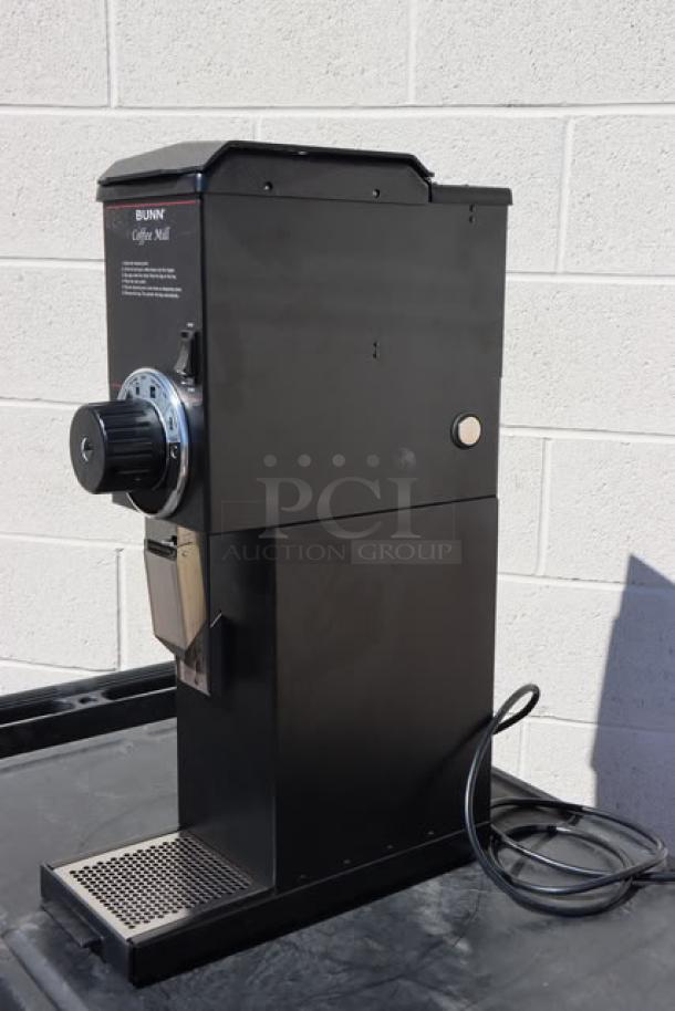 Bunn G3 HD 3 lb. black bulk coffee grinder, model 22100.0000, brand new, out of box, scratch-n-dent condition.