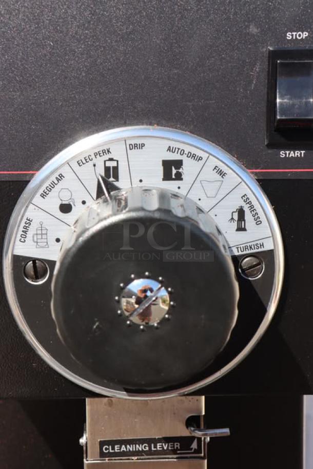 BRAND NEW SCRATCH-N-DENT Bunn 22100.0000 G3 HD black coffee grinder dial, showing grind settings from coarse to Turkish.