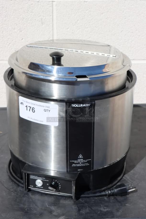 Brand new Vollrath 72021 11 Qt. "Heat 'n Serve" rethermalizer, 120V, 800W, model HS-11, with control dial and serial number.