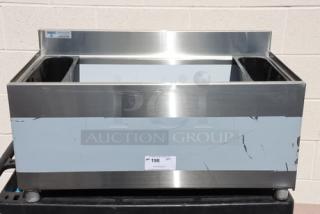 BRAND NEW SCRATCH-N-DENT Steelton 18" x 36" underbar ice bin with bottle holders, 119 lb capacity, model 522UIB1836.