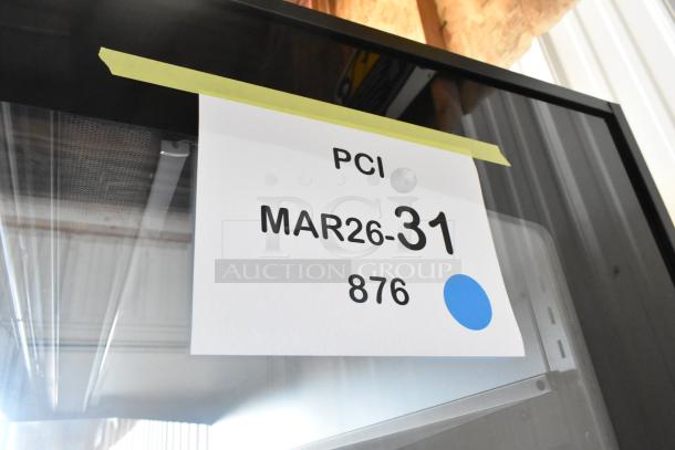 Brand new Avantco VOA-60-B open air merchandiser, black, 59 1/8" with LED lighting, 115V, scratch and dent condition.