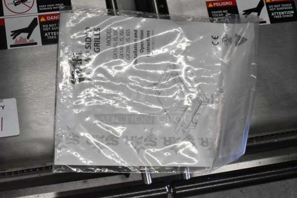 Brand new 2023 Star GX20IG 20" double sandwich grill, grooved cast iron plates, dual 10"x10" surface, missing back leg.