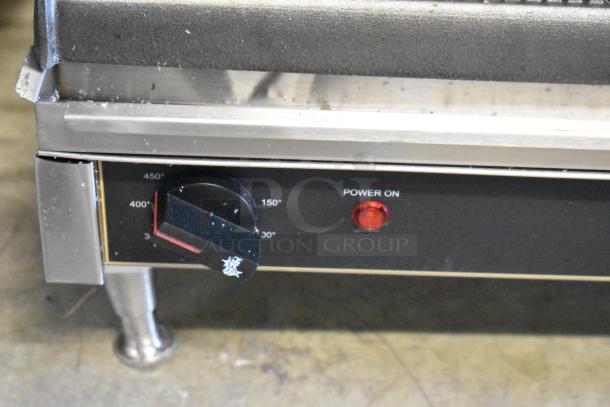 BRAND NEW Star GX20IG double sandwich grill with grooved cast iron plates. Missing back leg. 208/240V, 1 phase.