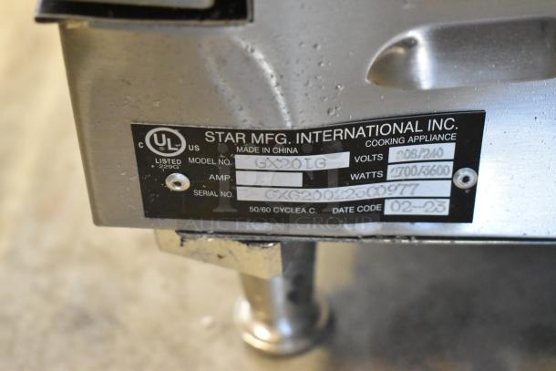 BRAND NEW Star GX20IG 20" Double Sandwich Grill, grooved cast iron plates, dual 10"x10" surfaces, missing back leg. Model tag shown.