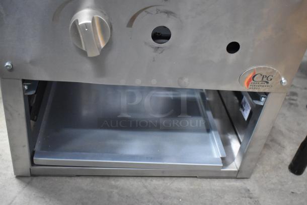 BRAND NEW SCRATCH AND DENT! Cooking Performance Group CPG-SP-18-N Natural Gas Stock Pot Range, 80,000 BTU, visible control dial.