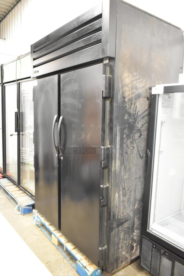 2017 True STG2RPTVLD-2G-2S-HC commercial cooler with two doors, right door locked, 115V, 1 phase, used condition.