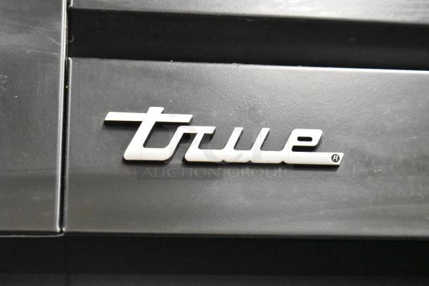 True logo on the 2017 STG2RPTVLD-2G-2S-HC commercial cooler, 2-door, right door locked, 115V, 1 phase.