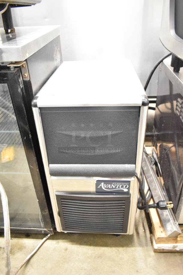 2024 Avantco 194UCB77A commercial undercounter ice machine, 115V, 1 Phase, stainless steel, excellent condition.