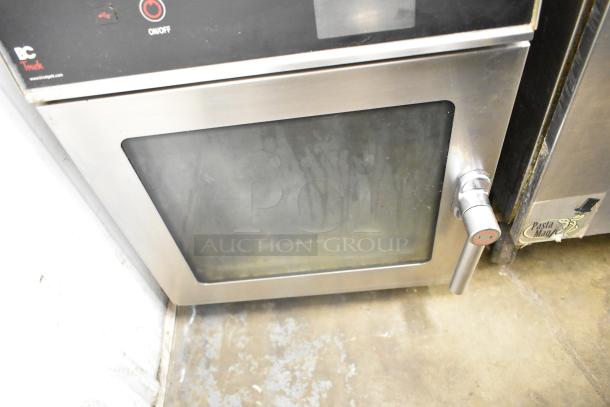 2021 Blodgett BLCT6E/CS CPE 1.06 commercial countertop combi oven, electric, 208/240V, shown in used condition.
