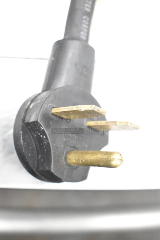 2020 Turbochef Encore 2 Rapid Cook Oven plug, 208/240V, used for commercial cooking efficiency.