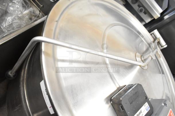 Cleveland Commercial Floor Steam Kettle, stainless steel, 220-2400 volts, lid, control box, excellent condition.