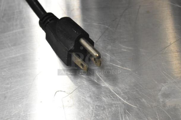 Uniworld UJC-720E juice extractor plug, 110V, 1 phase; sturdy design.