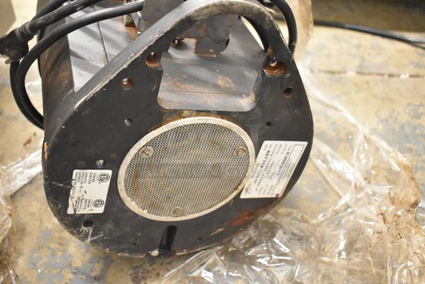 Mahlkonig K30ES/12 espresso grinder, missing lid, 115V, 1 phase, visible rust and wear. Labels show model and electrical specs.