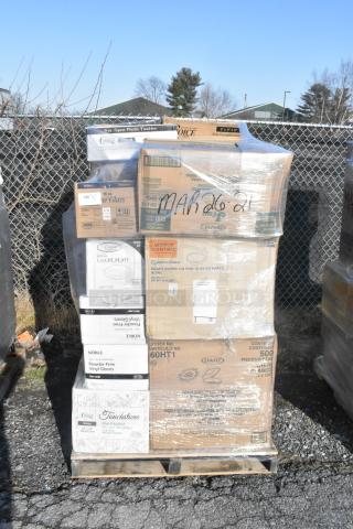 Pallet with 32 new scratch and dent items, including trash bags, portion cups, cold cups, gloves; various brands visible.
