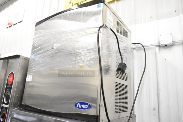 2019 Atosa YR800-AP-261 commercial cube ice maker with ice bin. Stainless steel, 230V, 1 Phase, good condition.