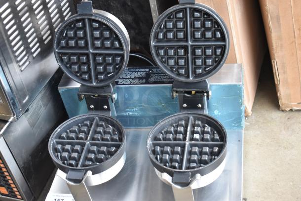 2020 Carnival King 382WBM26DGT Non-Stick Double Belgian Waffle Maker with digital controls. Excellent condition.