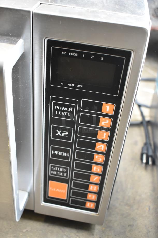 Templeton Commercial Countertop Microwave Oven, 120V, 1 Phase, control panel with numbered buttons, power level settings.