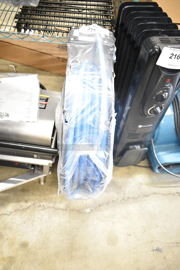 BRAND NEW Regency powder-coated steel air/water hose reel, scratch and dent; includes blue hose, wrapped in plastic.