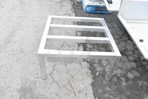 BRAND NEW SCRATCH AND DENT Regency 600DUN242412 aluminum dunnage rack, 24"x24"x12", 1,500 lb. capacity.