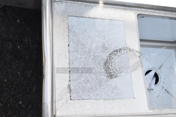 Brand new Steelton 522CS31818LR 90" 18-gauge stainless steel sink. Three compartments, 18x18x12 bowls, two drainboards. Scratch and dent condition.