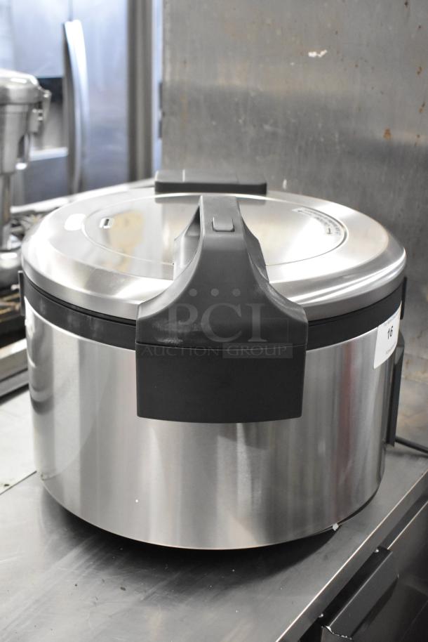 Brand new Avantco 177RCSB90 digital rice cooker, 90 cup capacity, stainless steel, hinged lid, minor scratches.