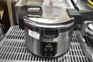 Avantco 177RCSB90 rice cooker, digital controls, 90-cup capacity, stainless steel, new scratch/dent, 240V, 1-phase.