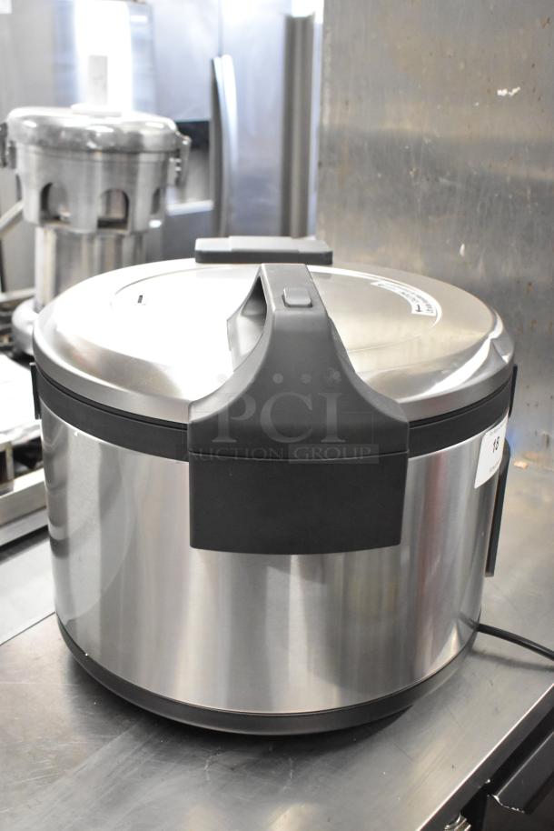 Brand new Avantco 177RCSB90 90-cup digital rice cooker, stainless steel with hinged lid, 240 volts, minor scratches.