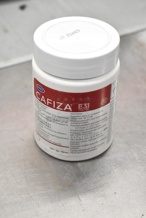 Urnex Cafiza E31 tablets jar, 100 tablets for espresso machine cleaning, lot number 352449.