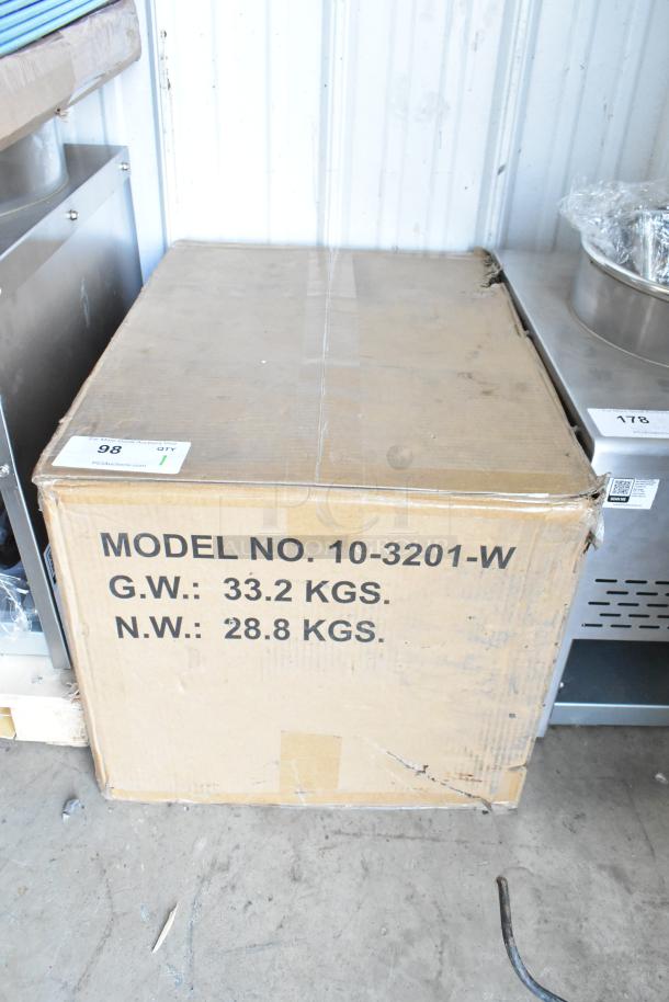 BRAND NEW SCRATCH AND DENT Weston 10-3201-W #32 Pro Series Electric Meat Grinder box, 120V, 1 Phase, visible model details.