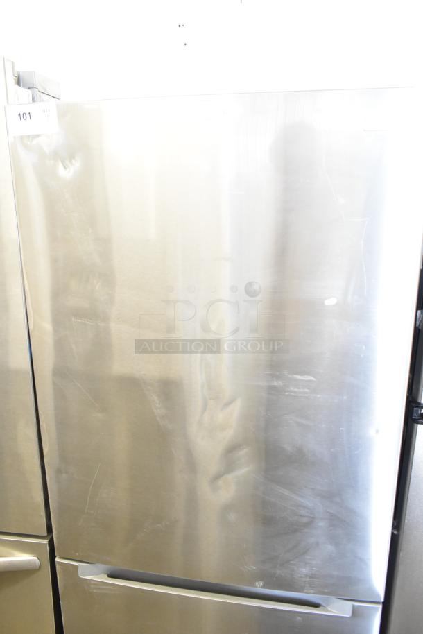 BRAND NEW SCRATCH AND DENT Vissani MDBF18SS Reach-In Cooler with Freezer Drawer. Stainless steel, 115V, 1 Phase.